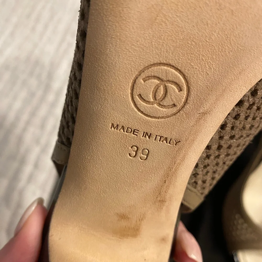 Chanel peep-toe slingback heeled sandals - Picture 5 of 11